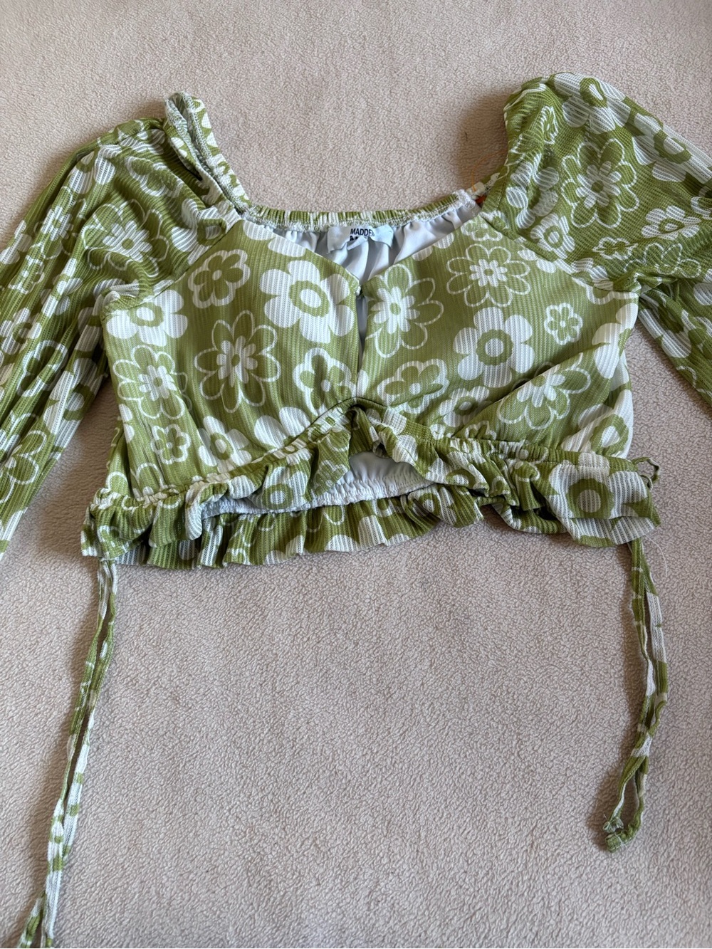 Green Floral Tie-Front Crop Top with Ruffle Hem - Women's